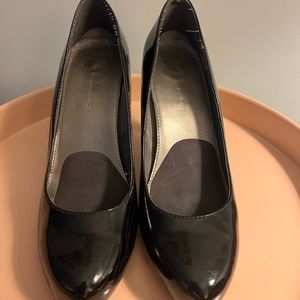 Bandolino Patent Leather 3.5” Heels Size 7